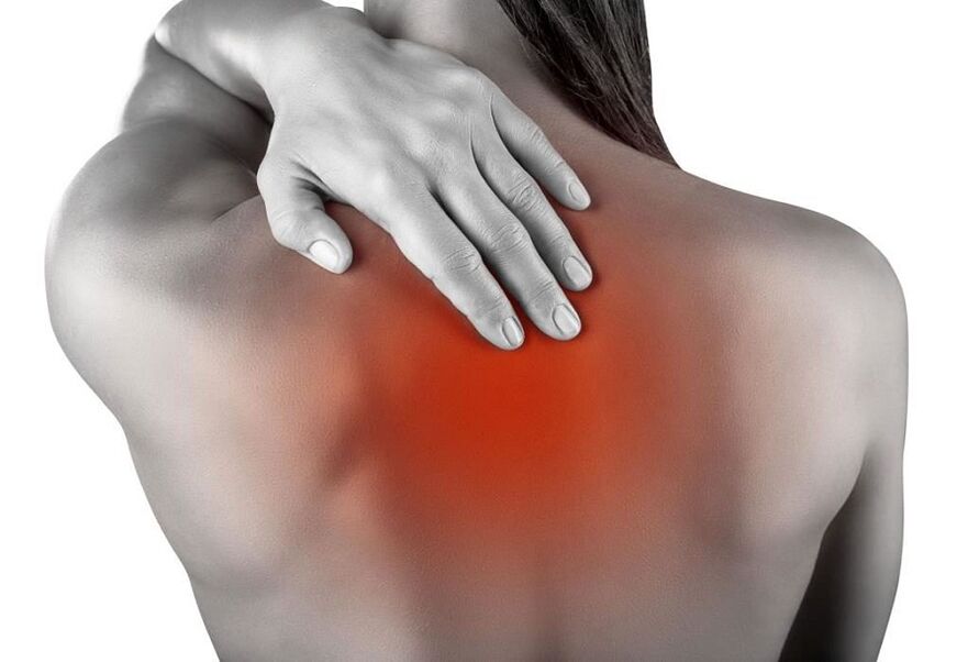 bol između lopatica s torakalnom osteohondrozom